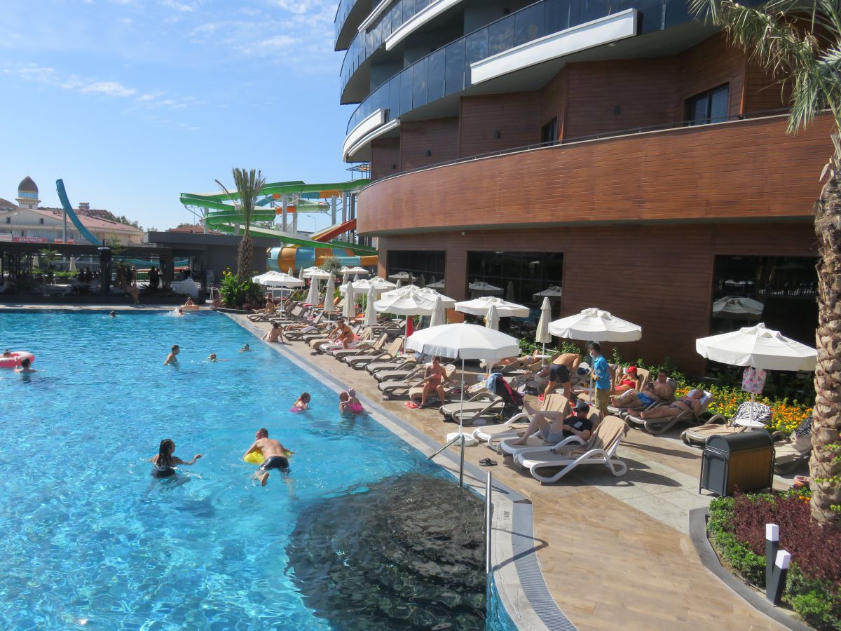 imagini hotel KIRMAN CALYPTUS